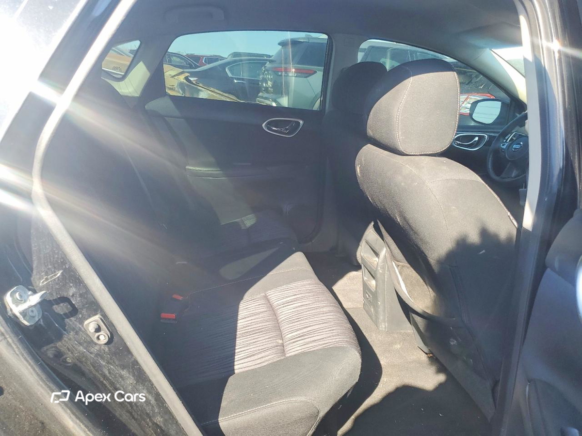 Nissan Sentra 2019