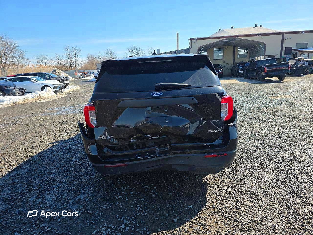 Ford Explorer 2022