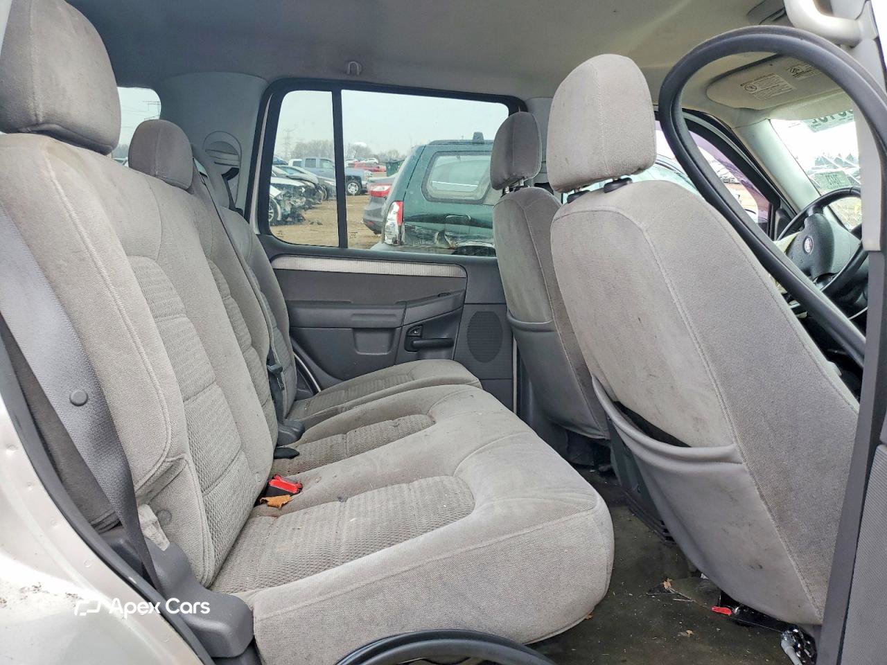 Ford Explorer 2004
