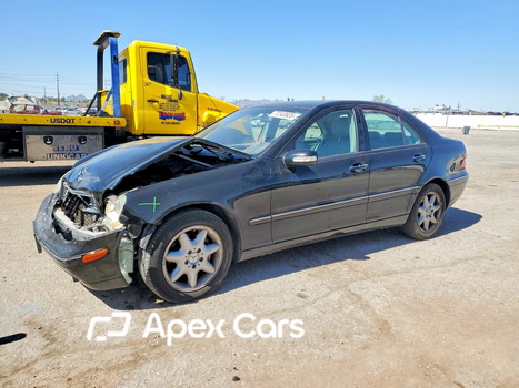 Mercedes-Benz C-klasse 2004 - Image 1 of 12