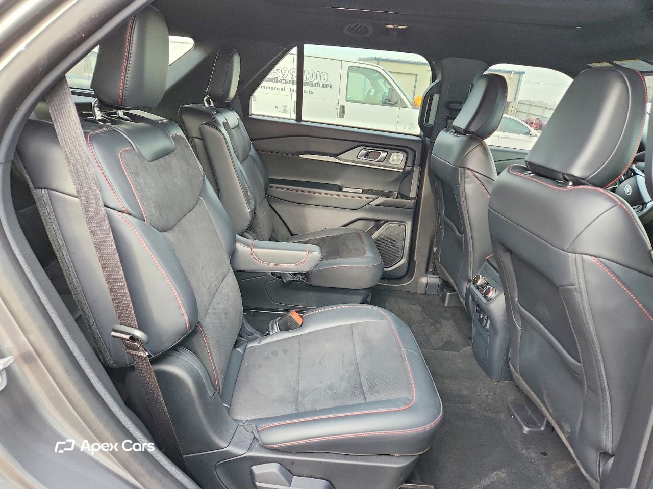 Ford Explorer 2025