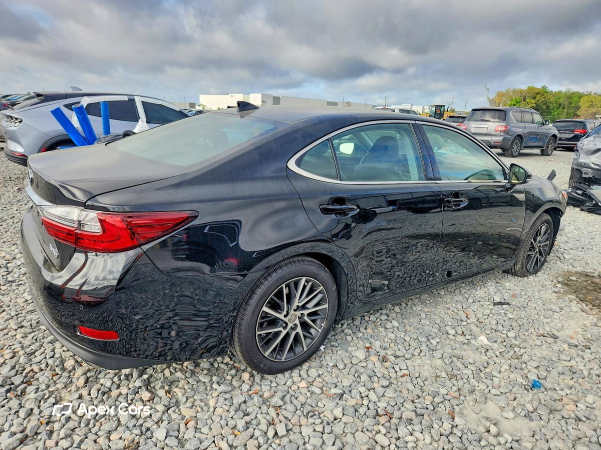 Lexus ES 2017