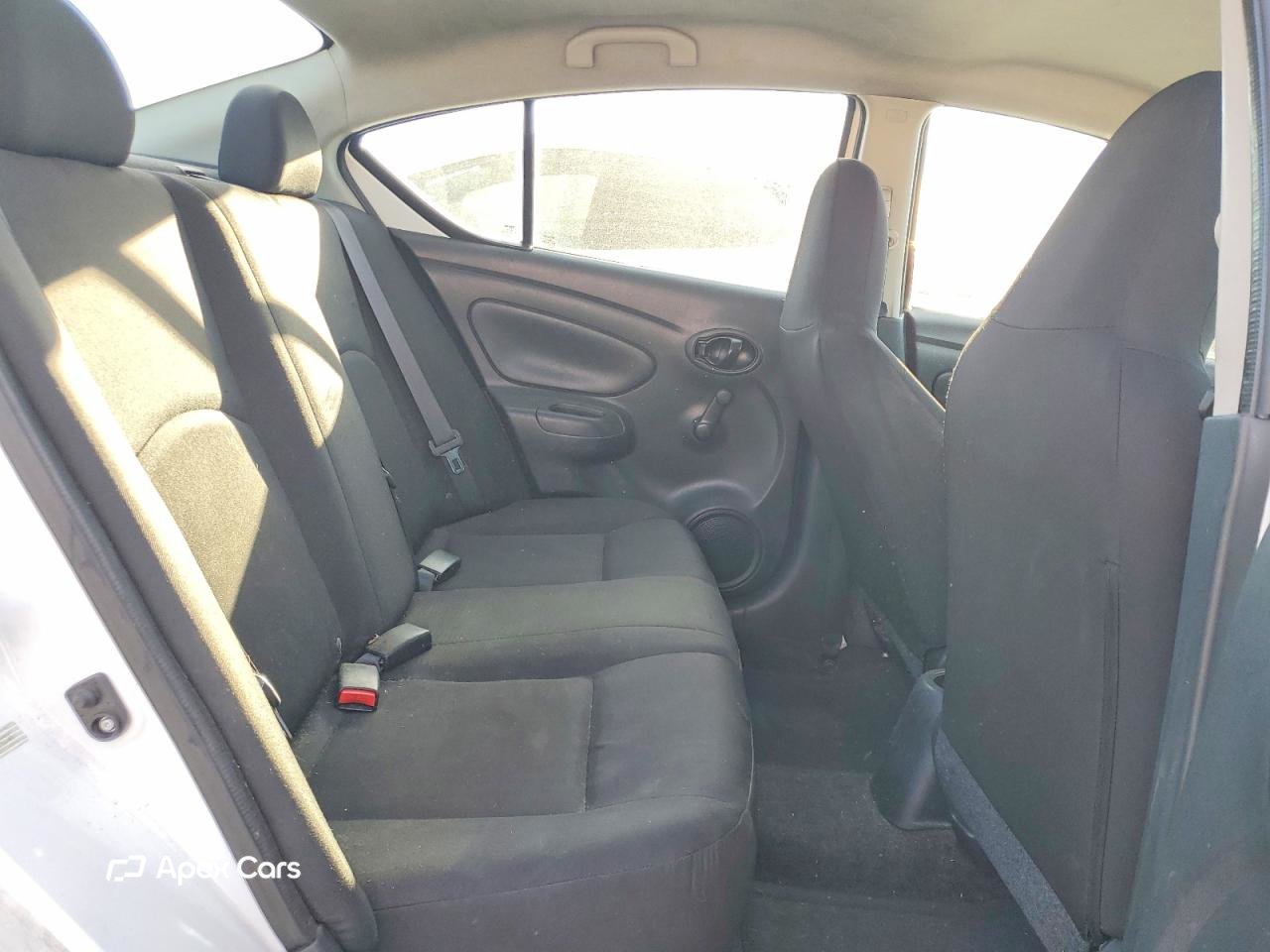 Nissan Versa 2016
