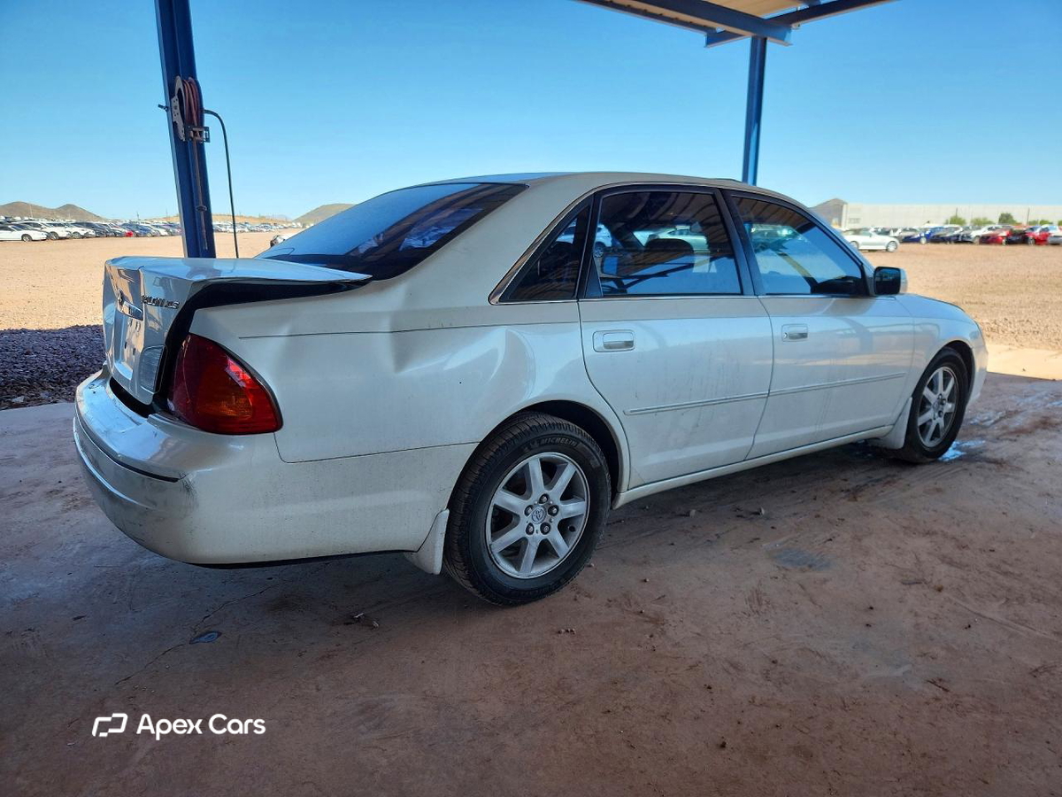 Toyota Avalon 2000