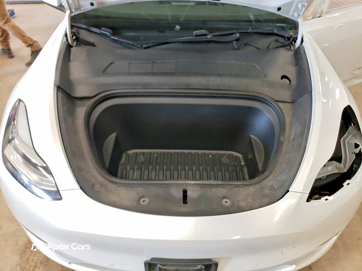 Tesla Model Y 2020