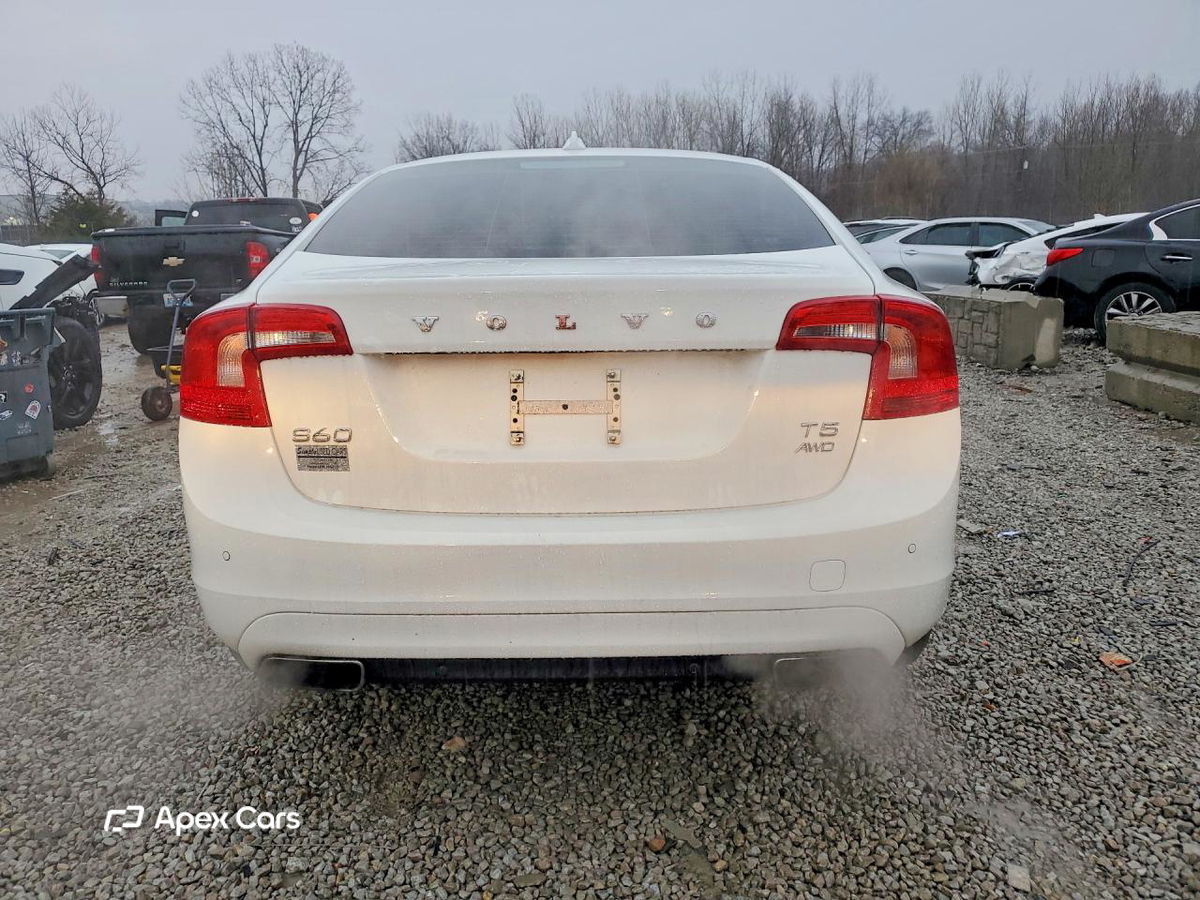 Volvo S60 2015