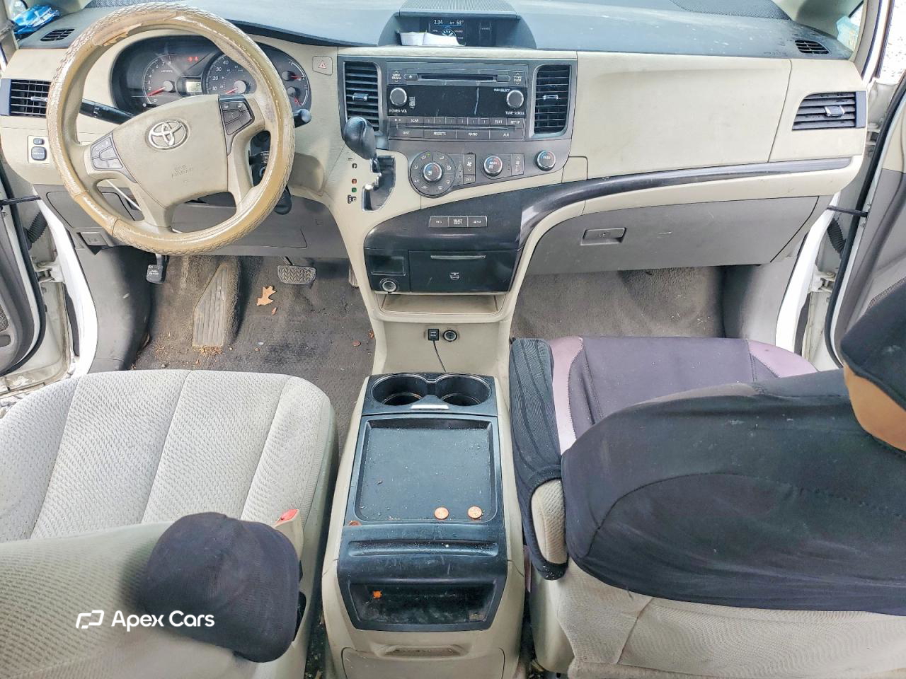 Toyota Sienna 2011