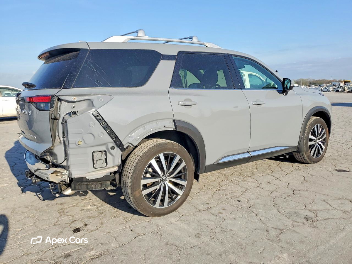 Nissan Pathfinder 2025