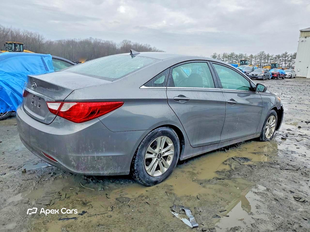 Hyundai Sonata 2013