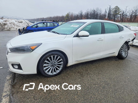 Kia Cadenza 2017 - Image 1 of 5