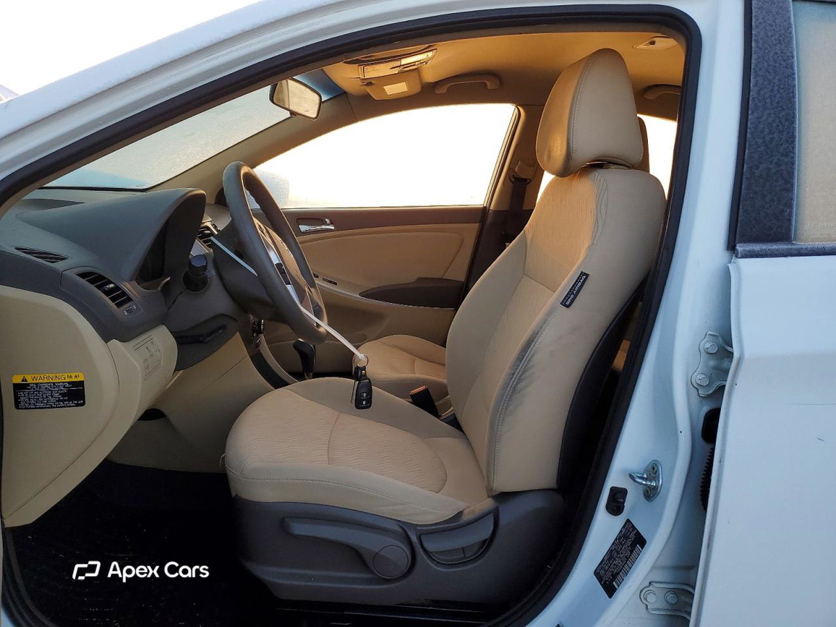 Hyundai Accent 2014
