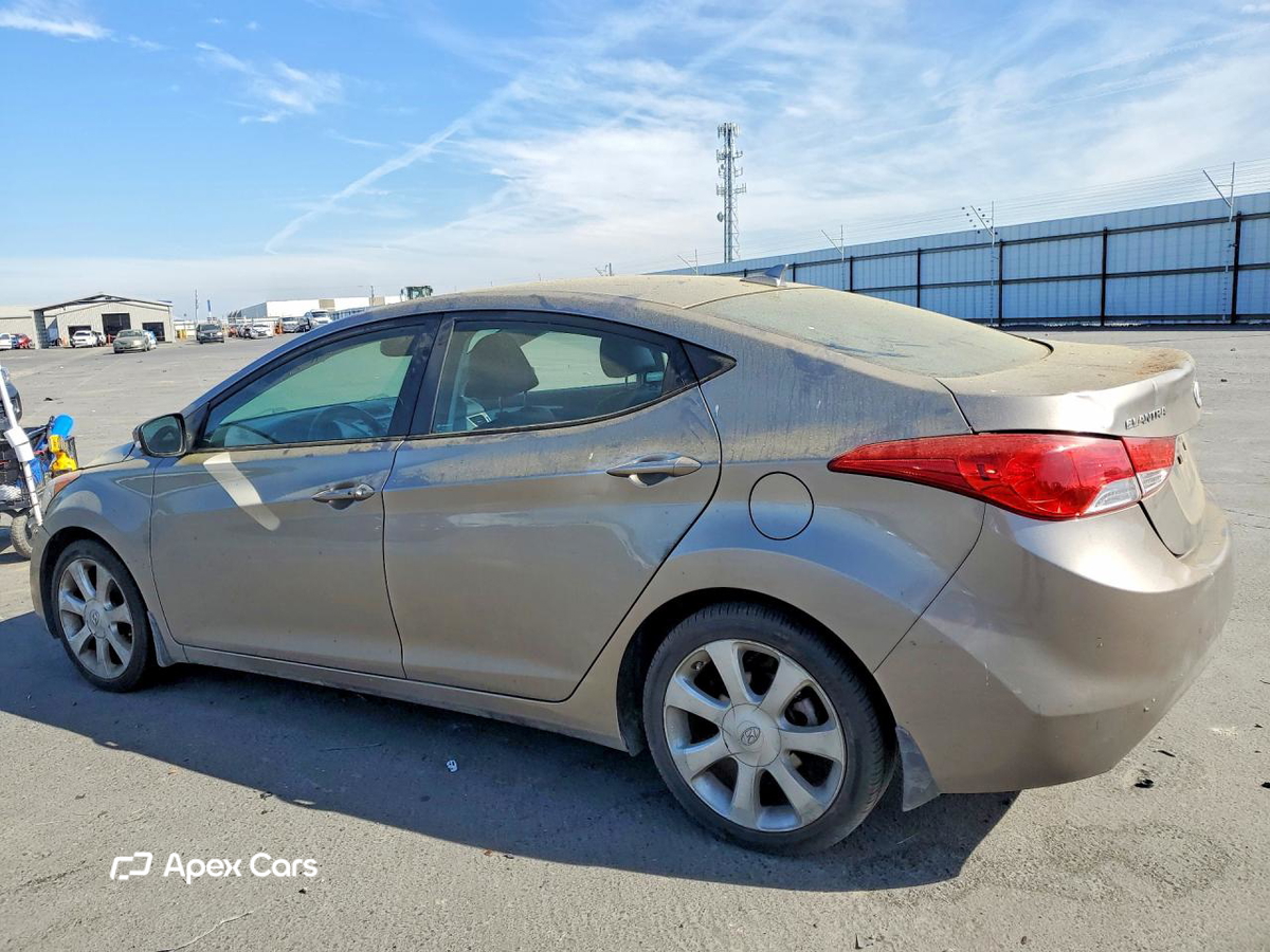 Hyundai Elantra 2013