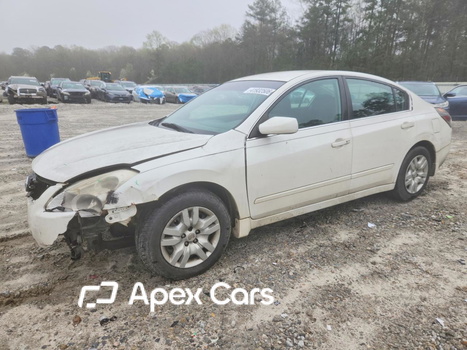 Nissan Altima 2010 - Image 1 of 13