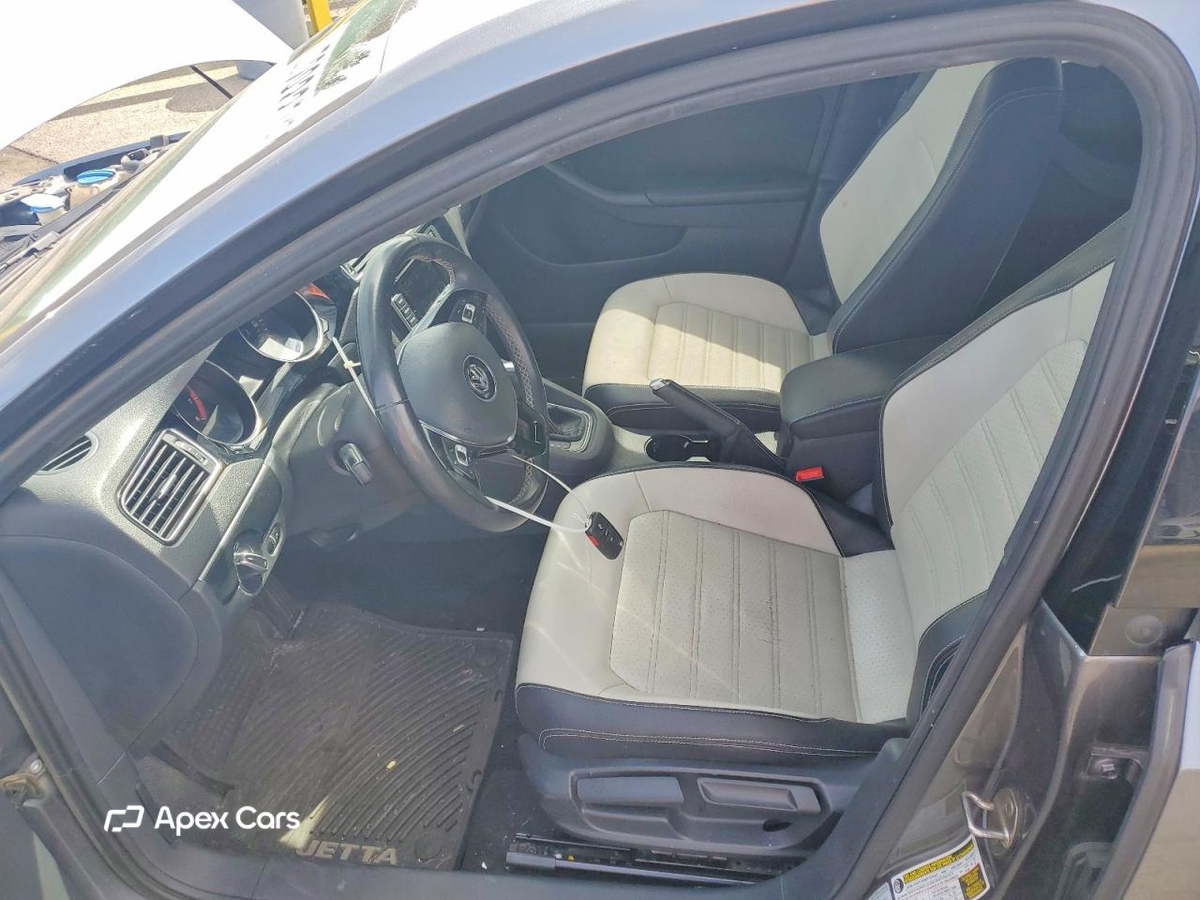 Volkswagen Jetta 2015