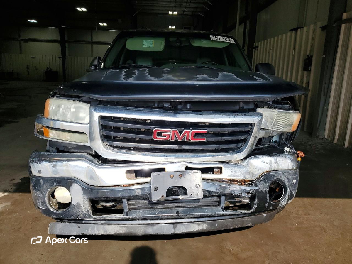 GMC Sierra 2005