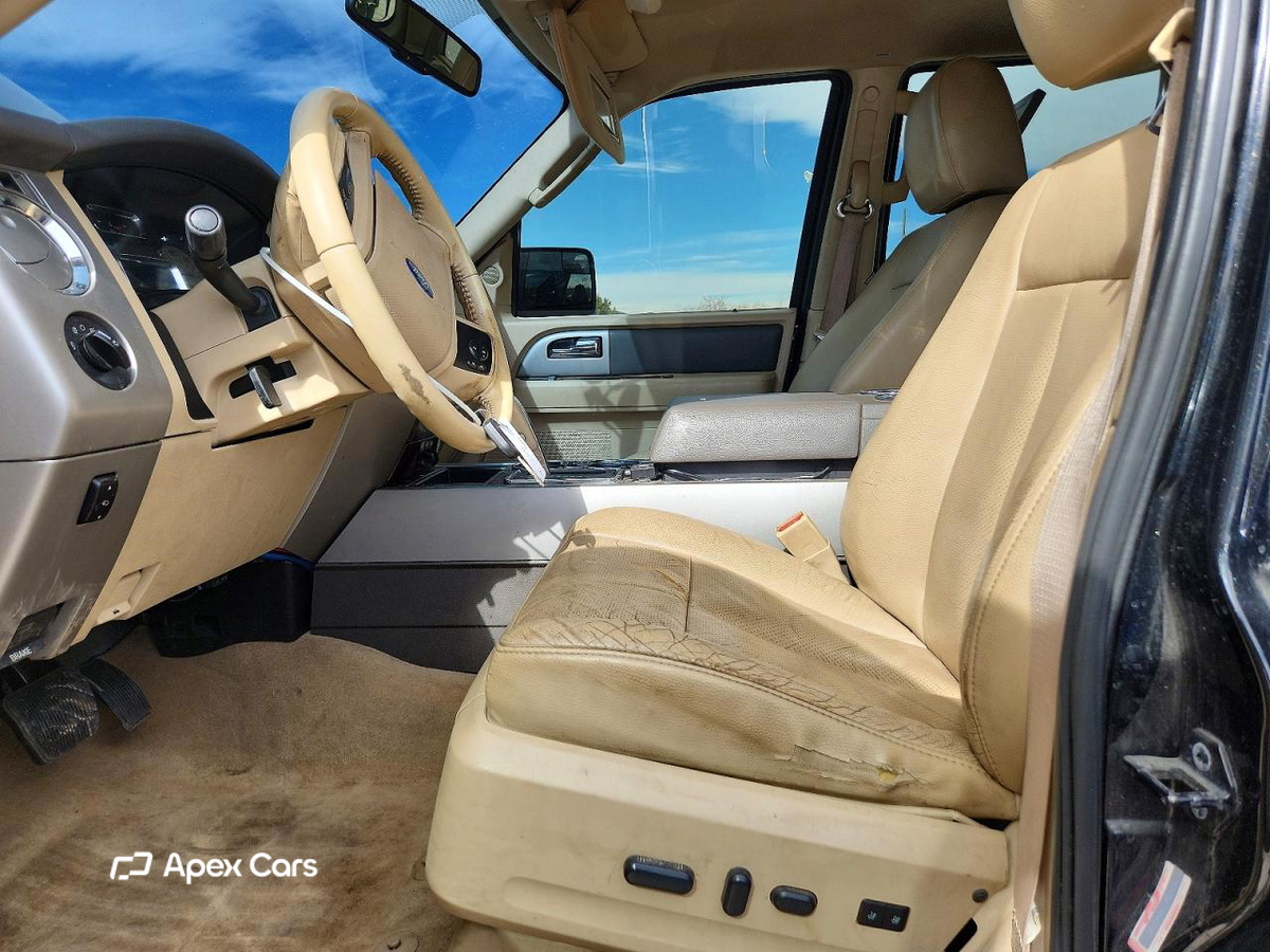 Ford Expedition 2014