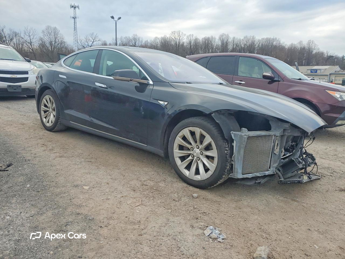 Tesla Model S 2016