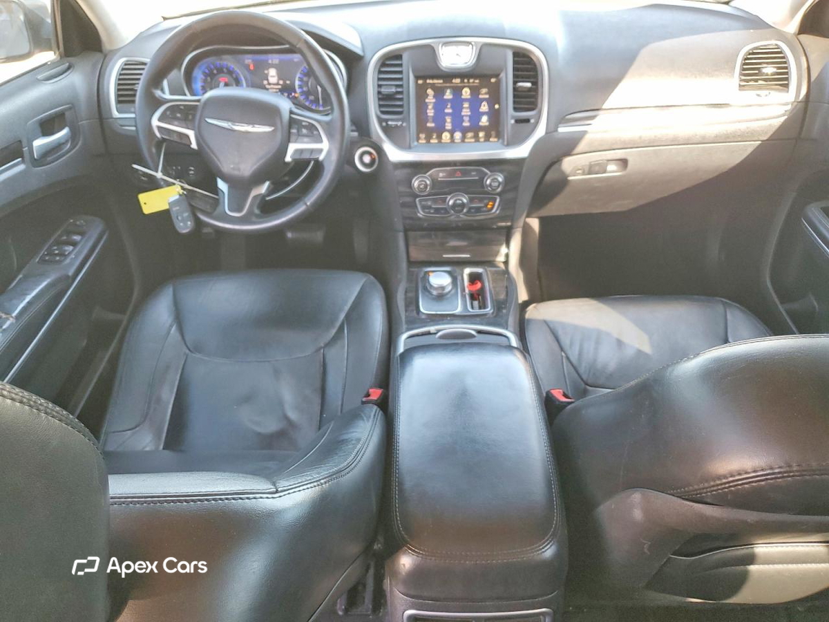 Chrysler 300 2015