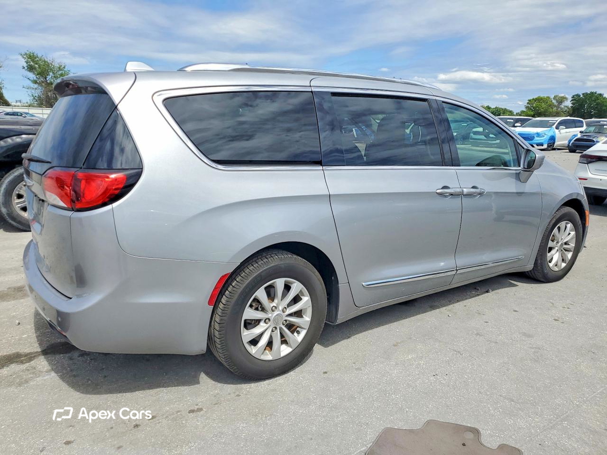 Chrysler Pacifica 2018