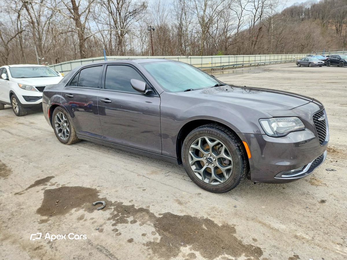 Chrysler 300 2017