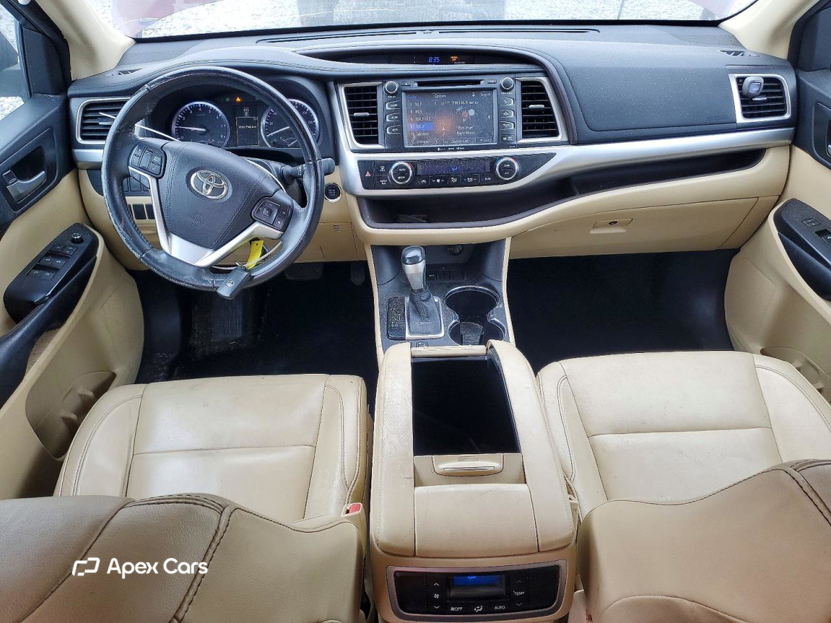 Toyota Highlander 2016
