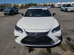 Lexus ES 2022