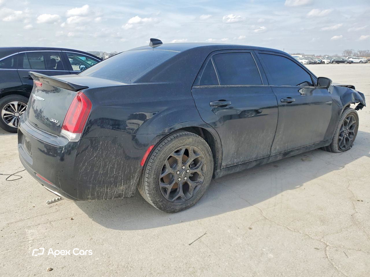 Chrysler 300 2019
