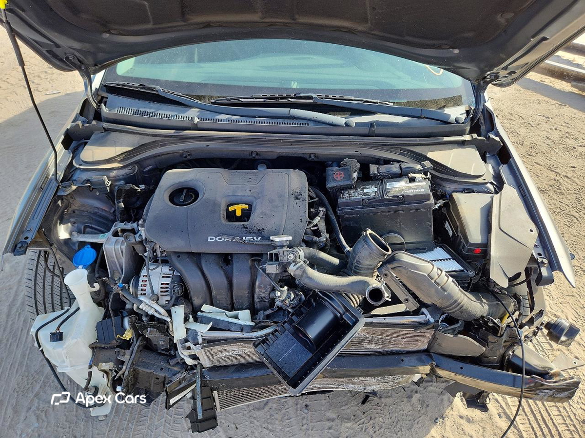 Hyundai Elantra 2018