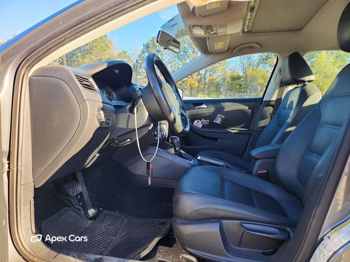 Volkswagen Jetta 2012