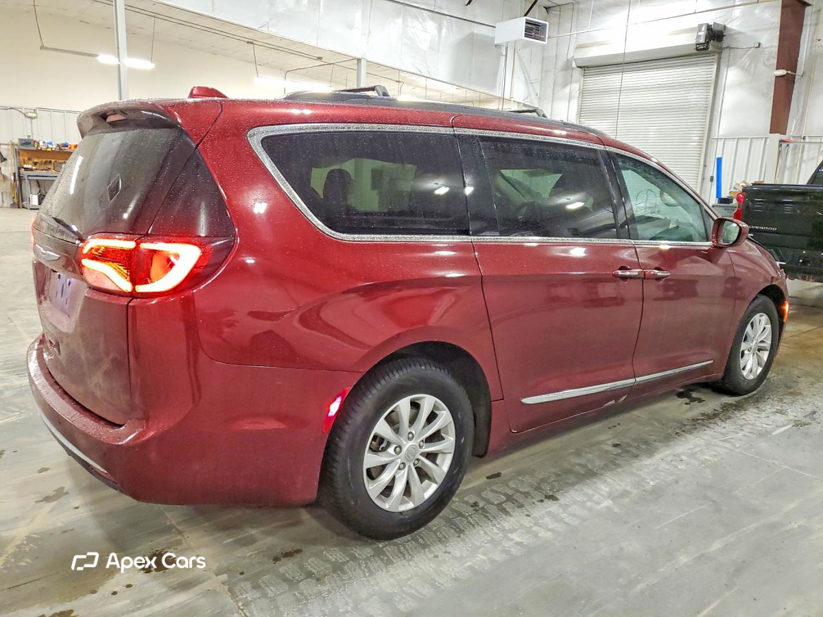 Chrysler Pacifica 2017