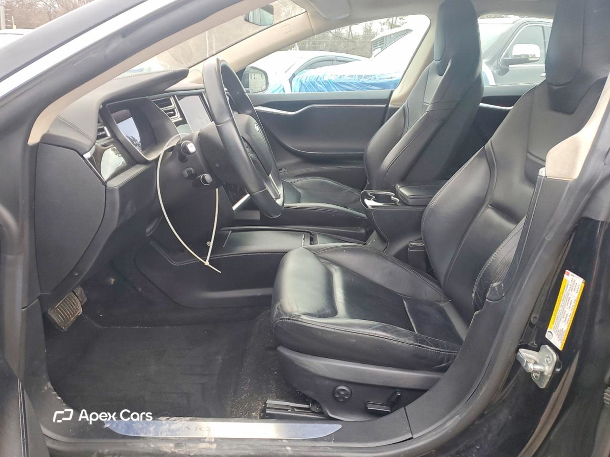 Tesla Model S 2016