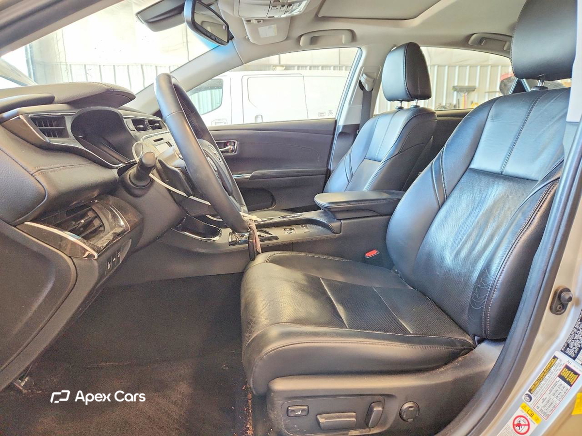 Toyota Avalon 2016