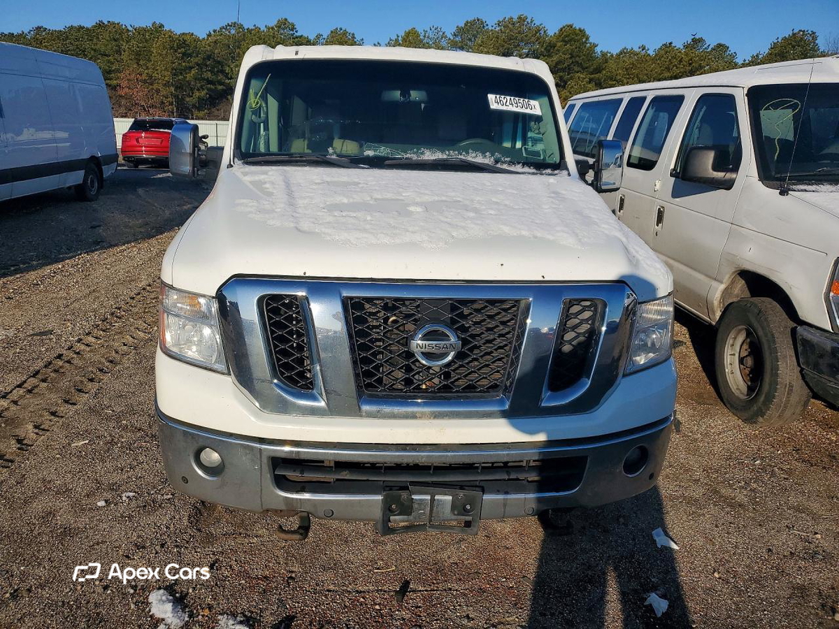 Nissan NV 2016