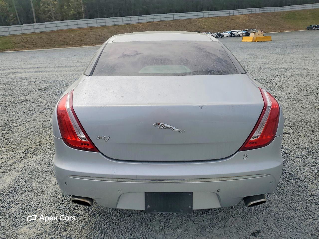 Jaguar XJ 2011