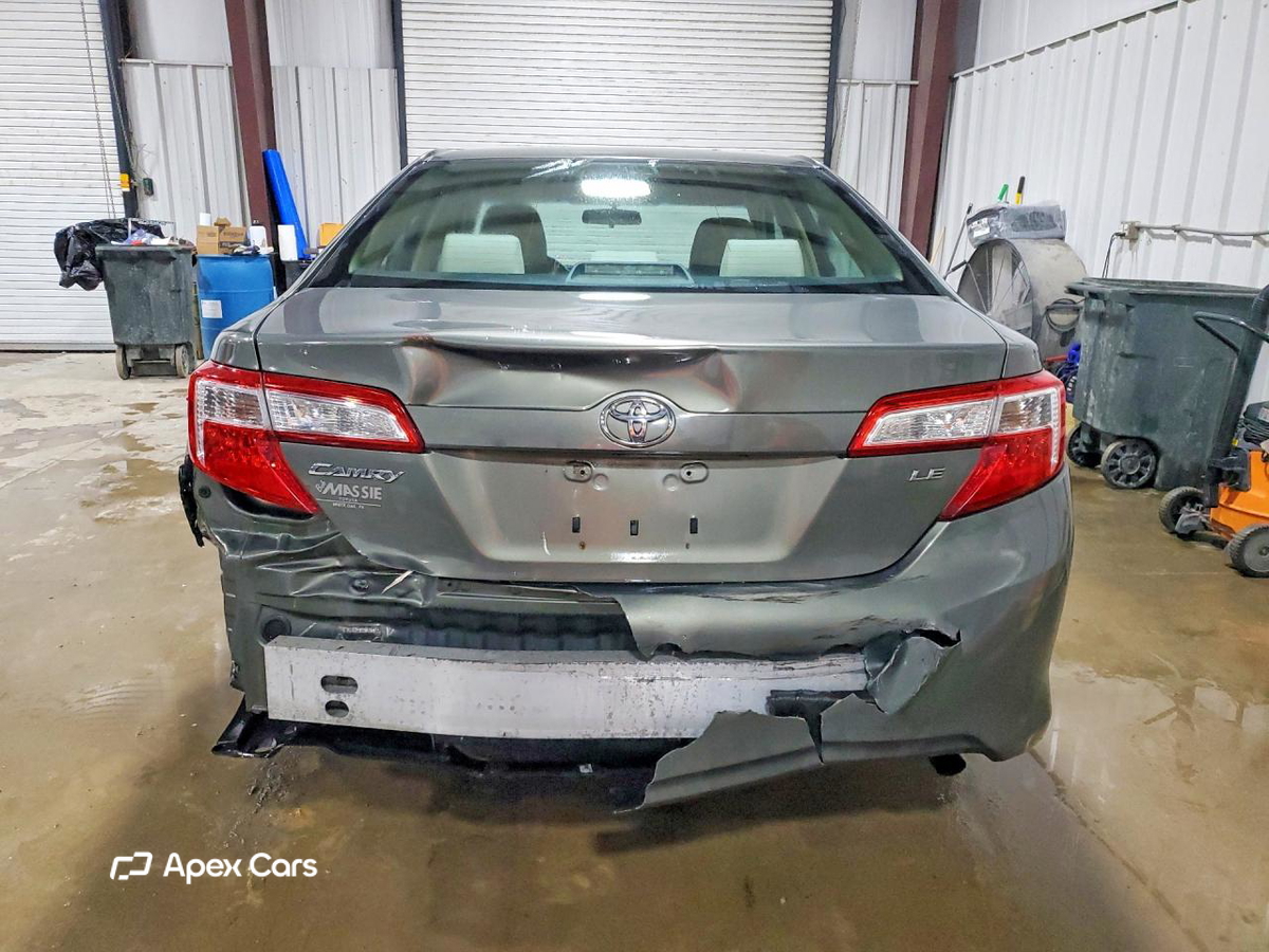 Toyota Camry 2012