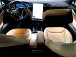 Tesla Model S 2015