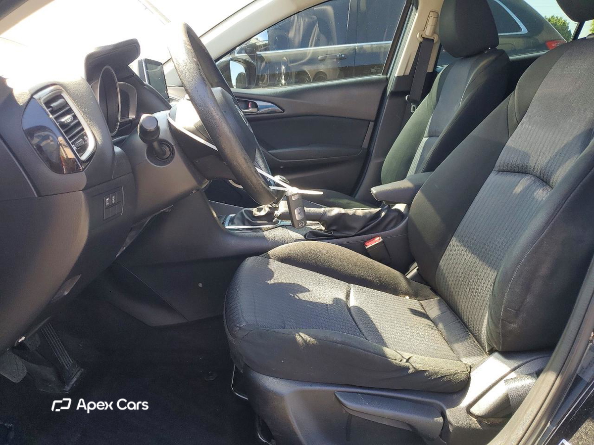 Mazda 3 2015