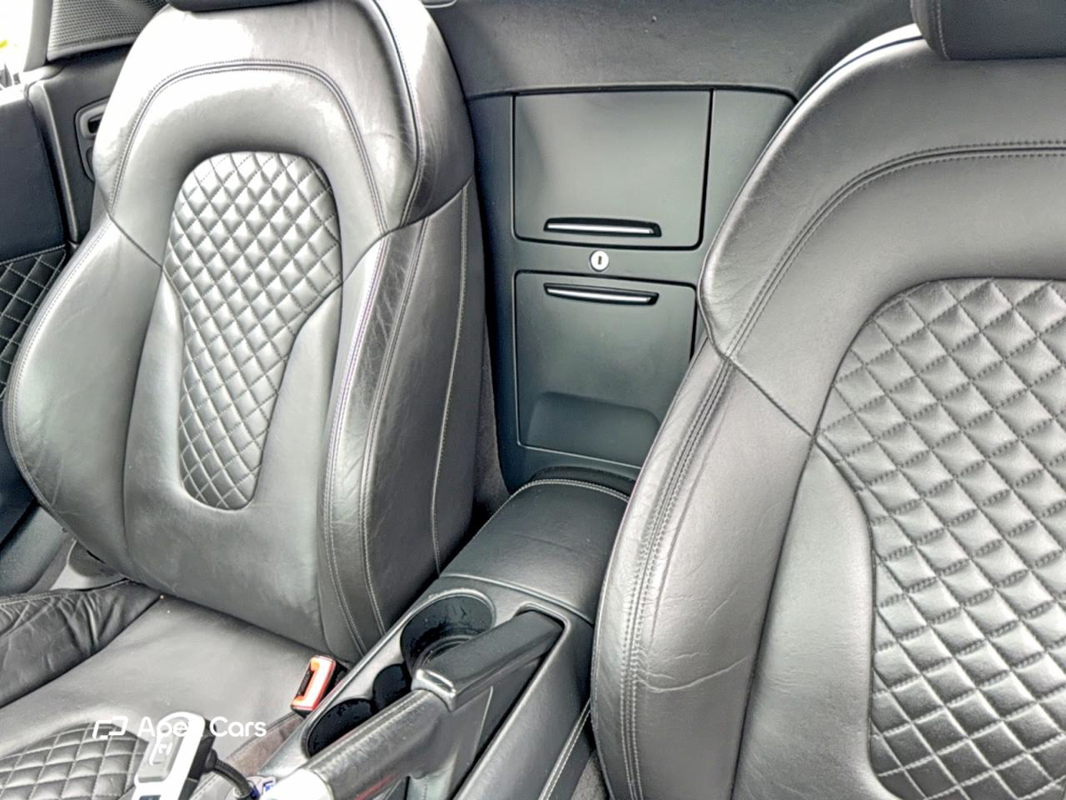 Audi R8 2014