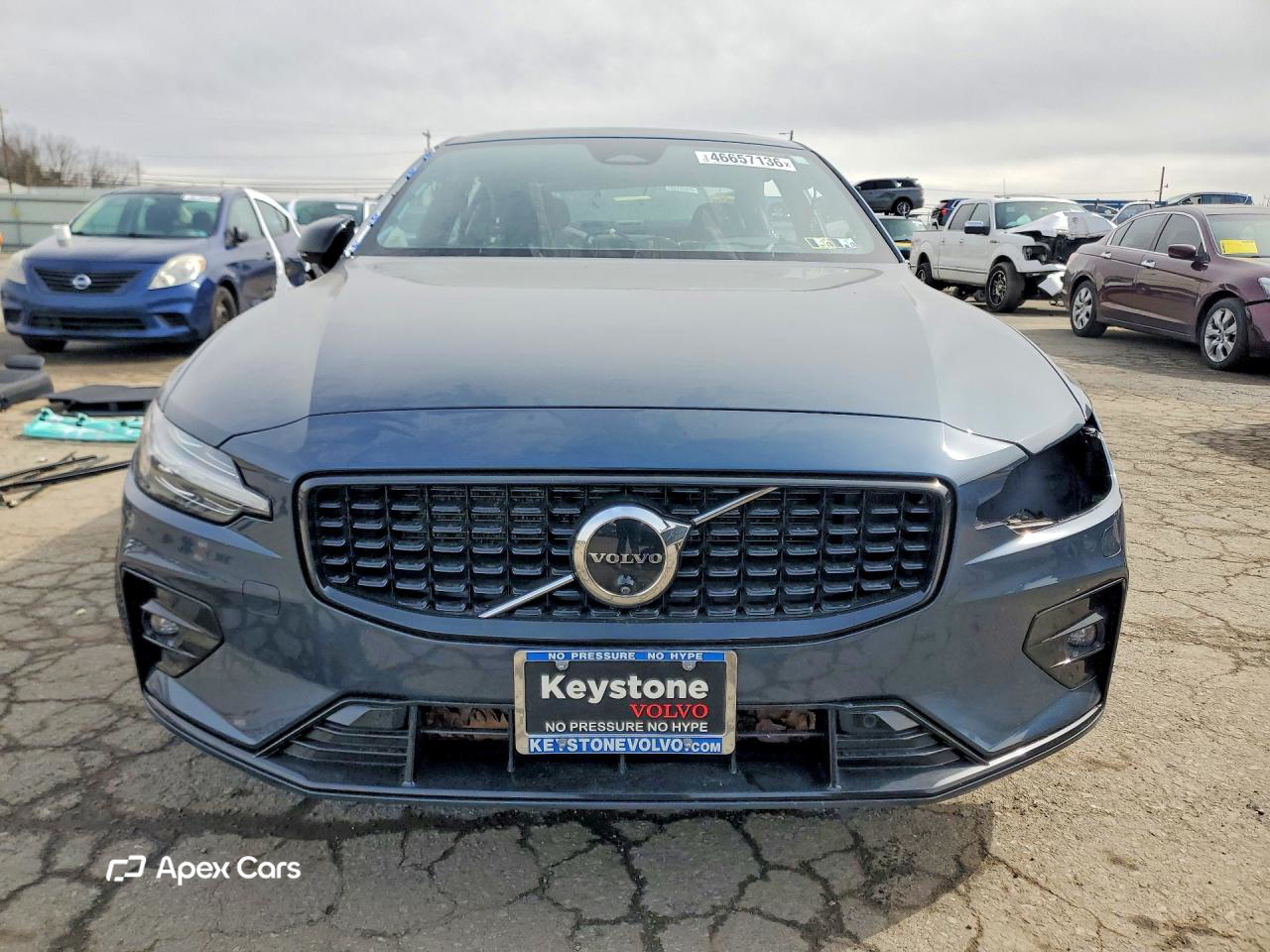 Volvo S60 2024