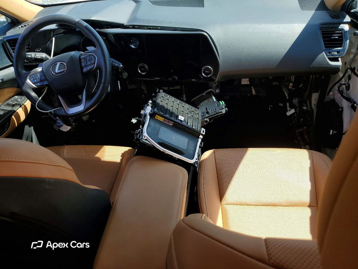 Lexus NX 2022