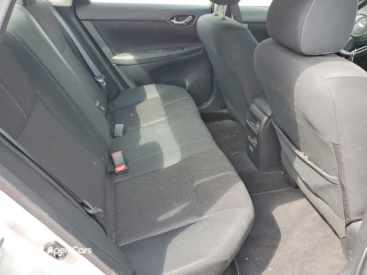 Nissan Sentra 2018