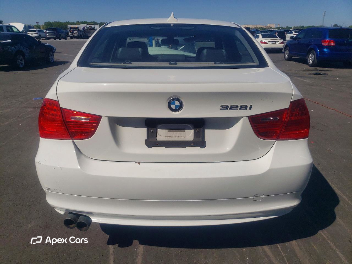 BMW Series 3 2011