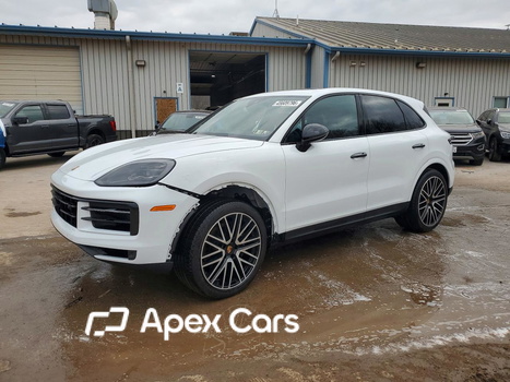 Porsche Cayenne 2024 - Image 1 of 14