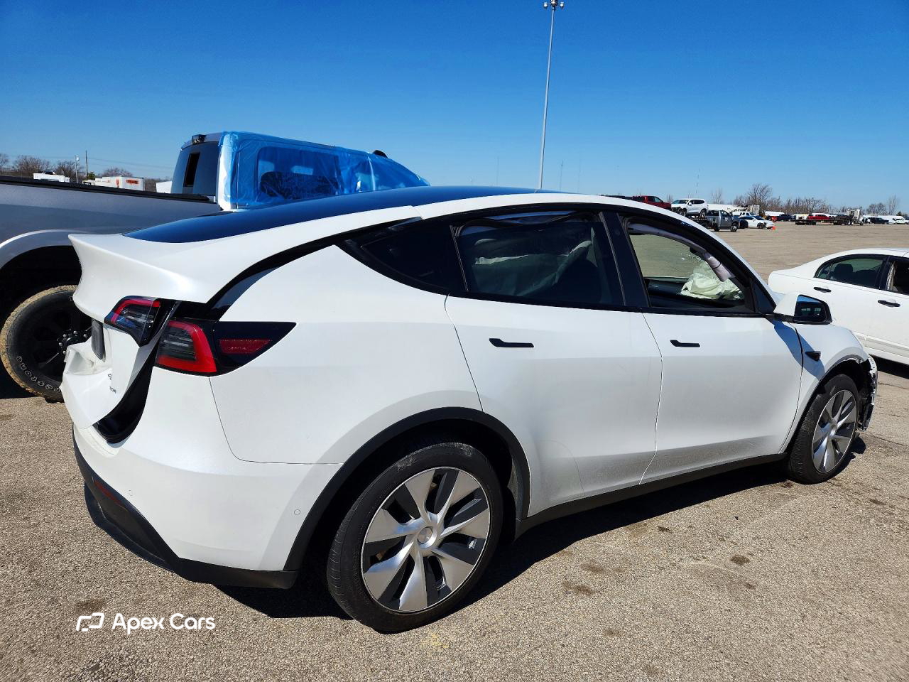 Tesla Model Y 2022