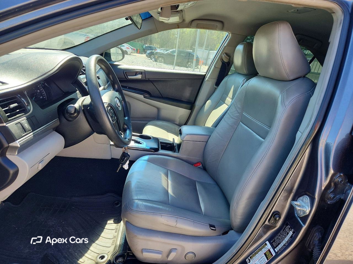 Toyota Camry 2012