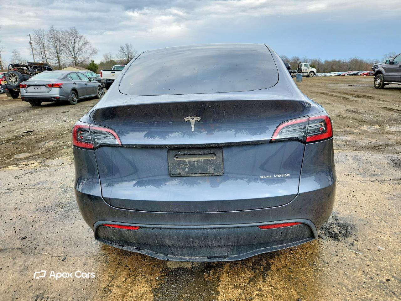 Tesla Model Y 2023