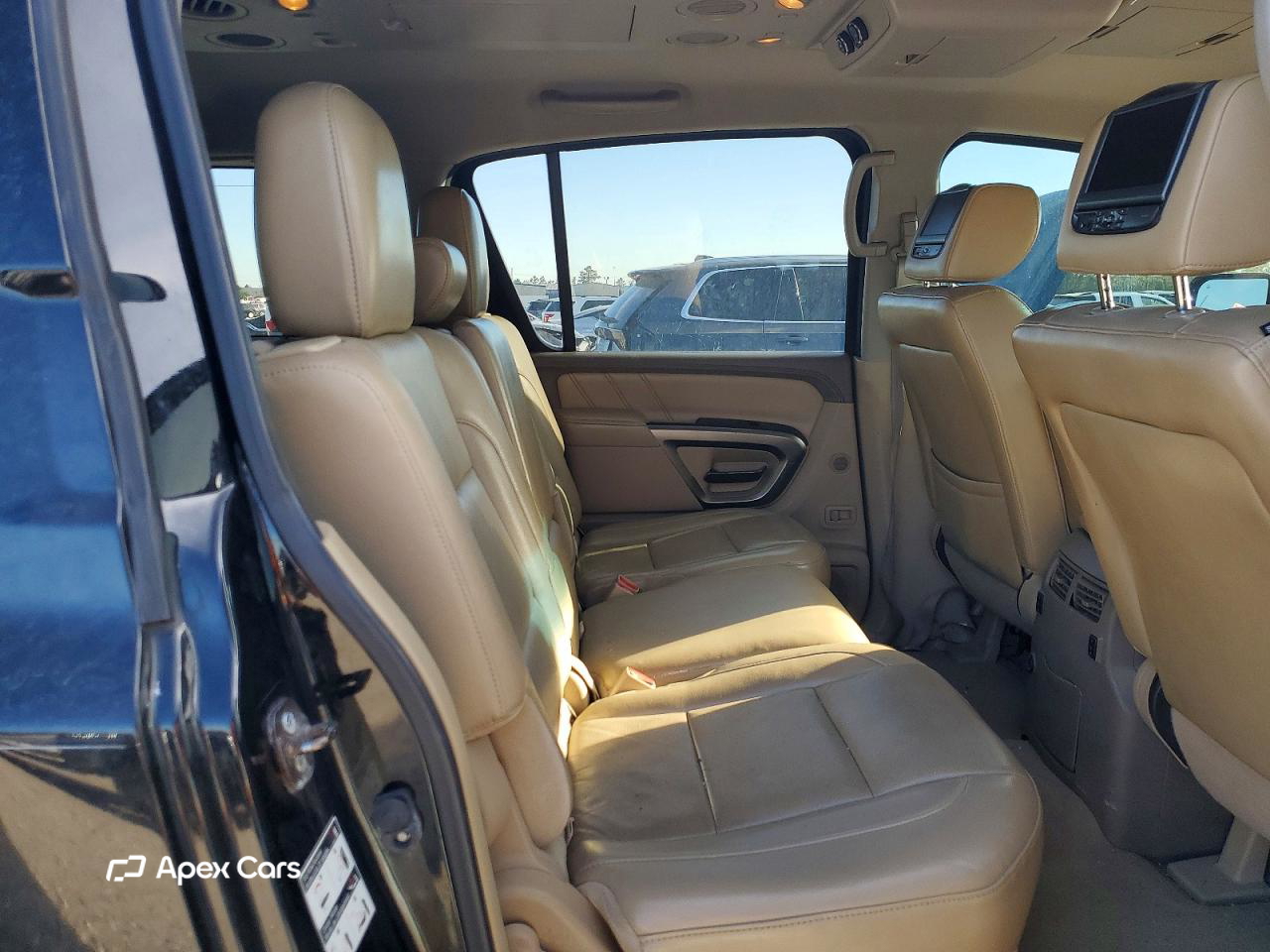 Nissan Armada 2015