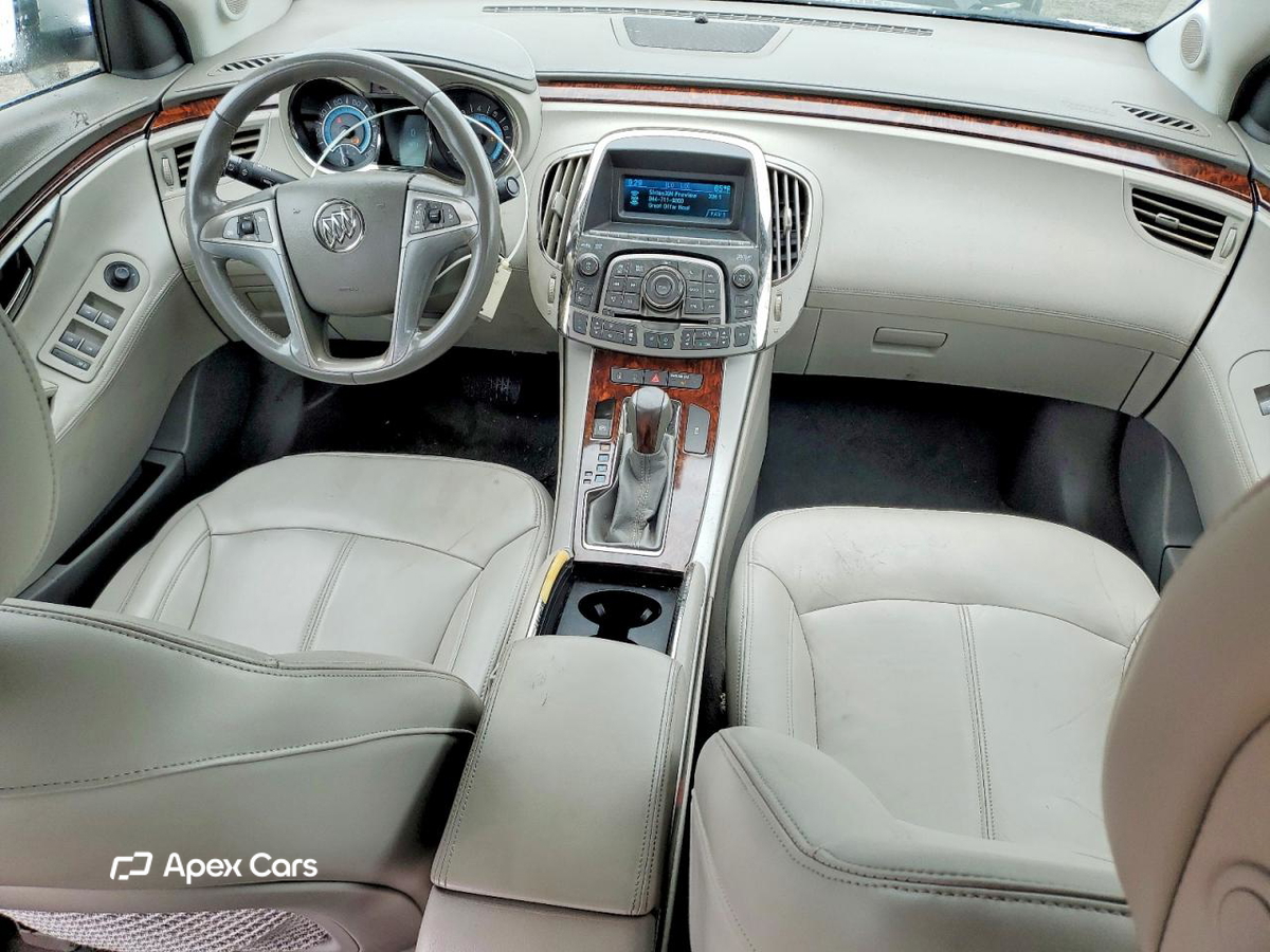 Buick LaCrosse 2011