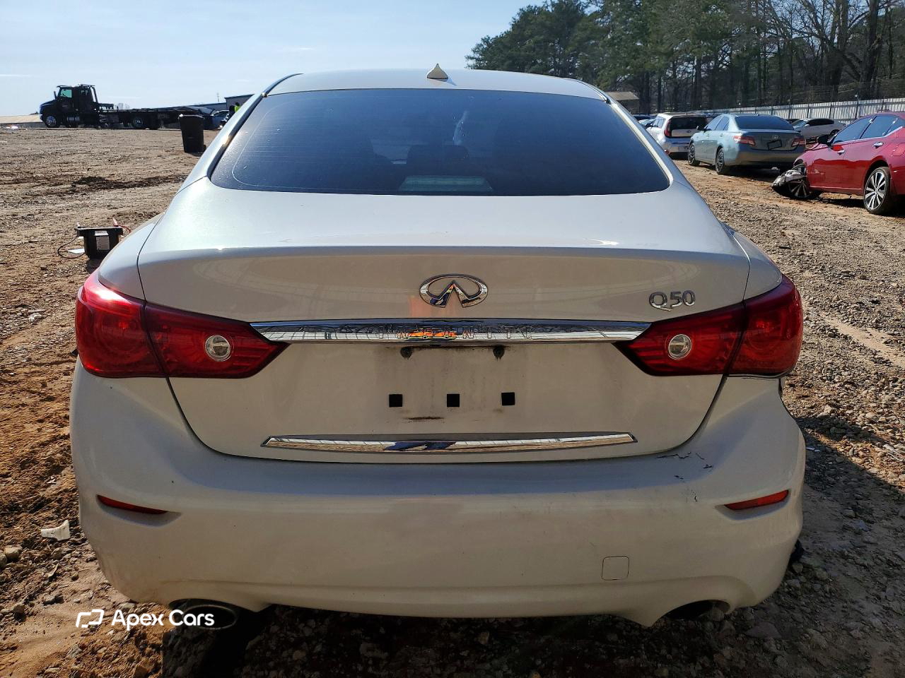 Infiniti Q50 2015
