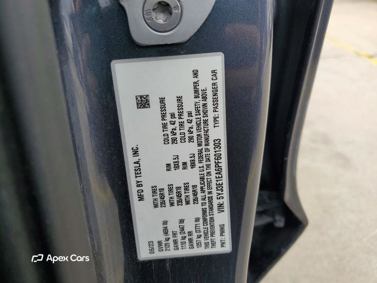 Tesla Model 3 2023